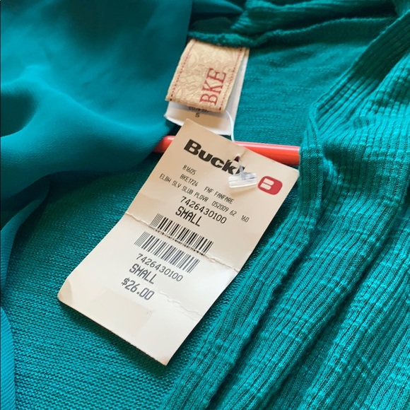 BKE Women’s Blouse Size Small NWT - Picture 4 of 5